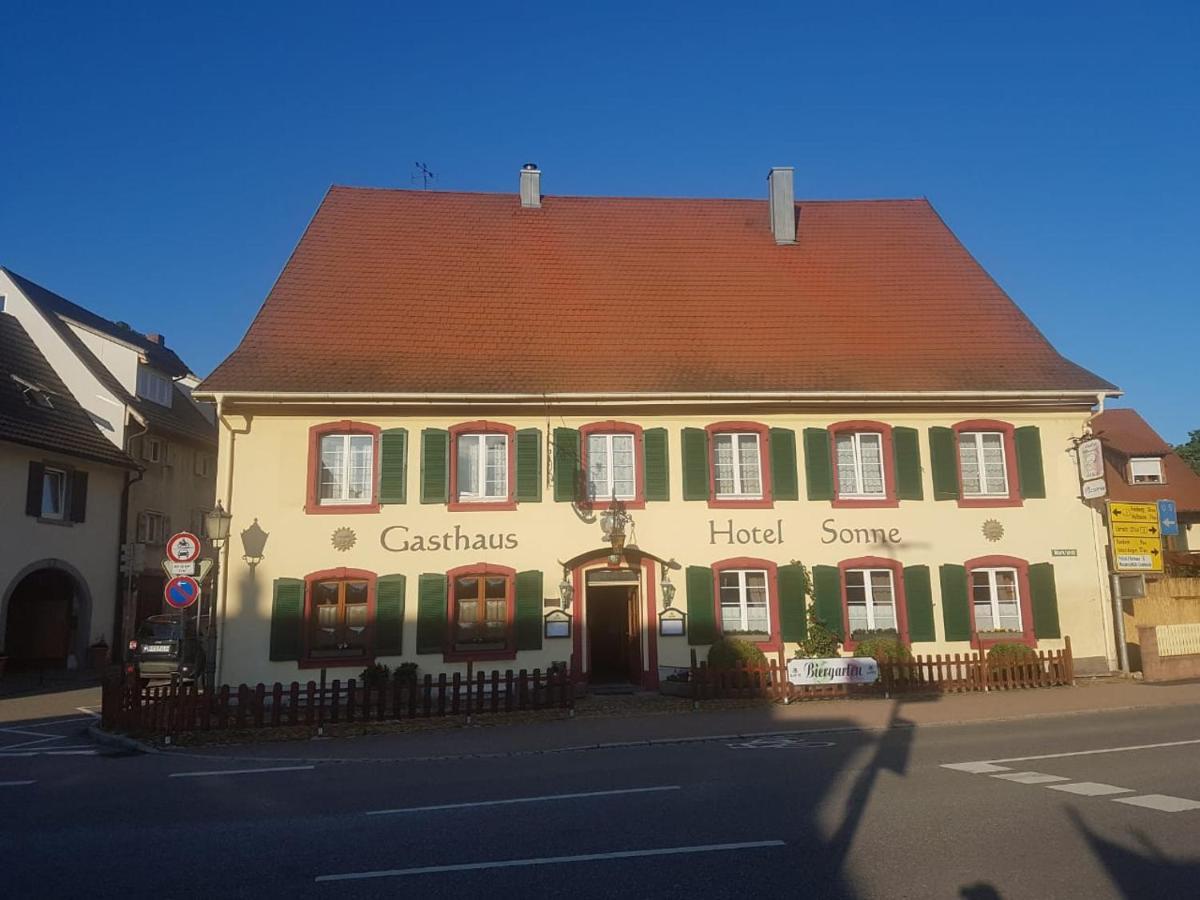 Gasthaus Sonne Шлинген Экстерьер фото
